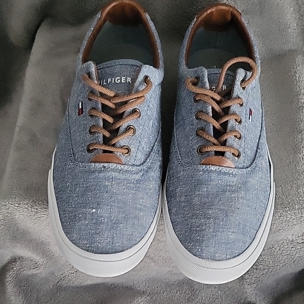 Tommy Hilfiger Men's Denim Blue Sneakers with Brown Accents